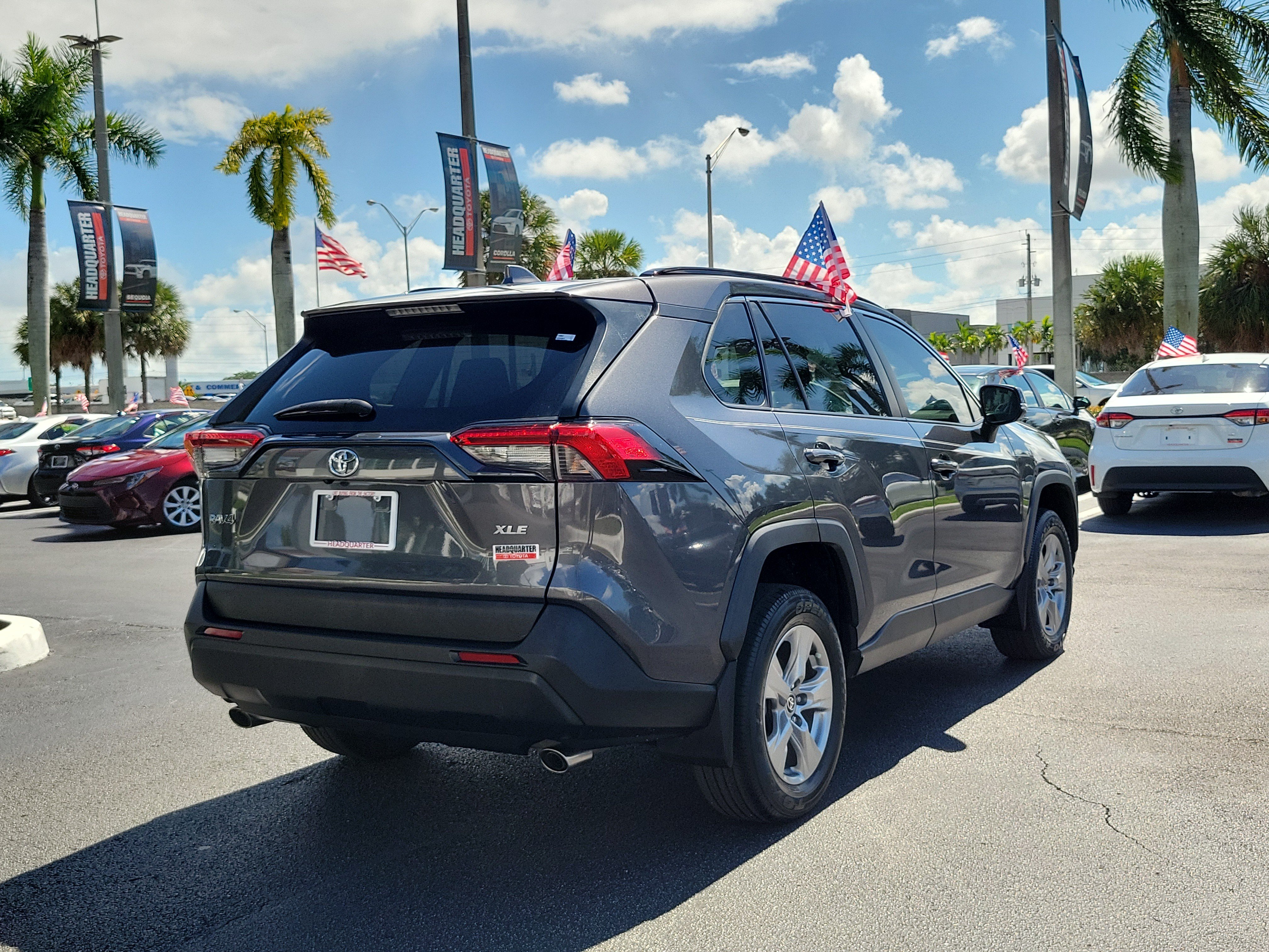 Used 2023 Toyota RAV4 XLE FWD image 11