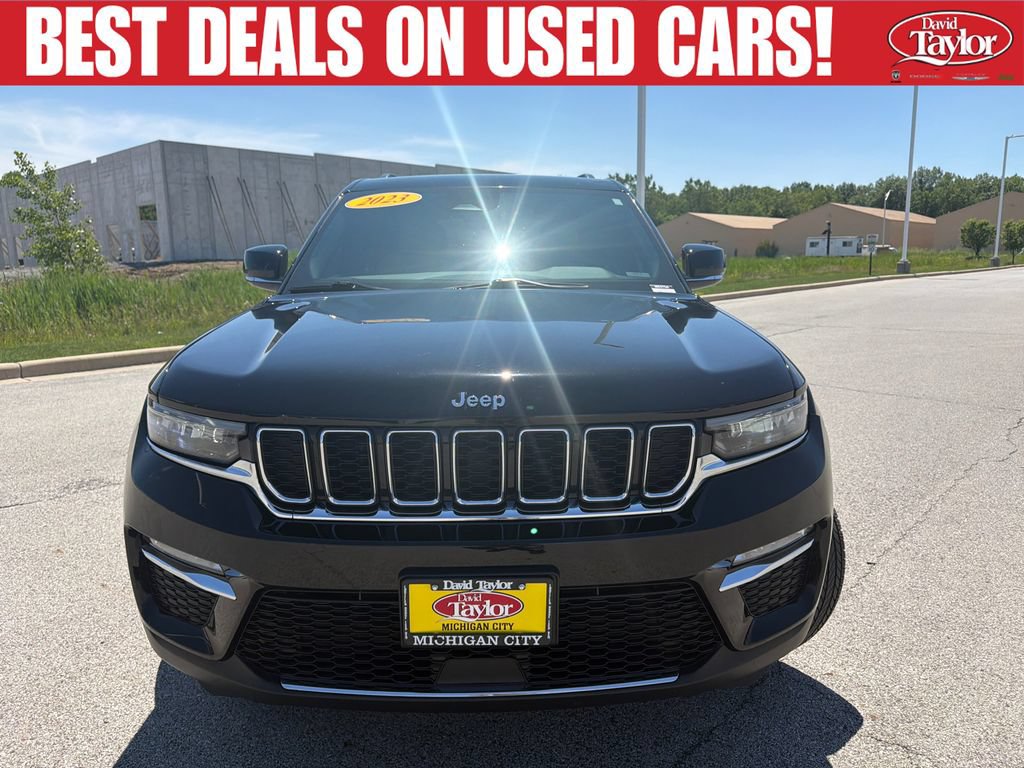 Used 2023 Jeep Grand Cherokee Limited AWD/4WD image 9