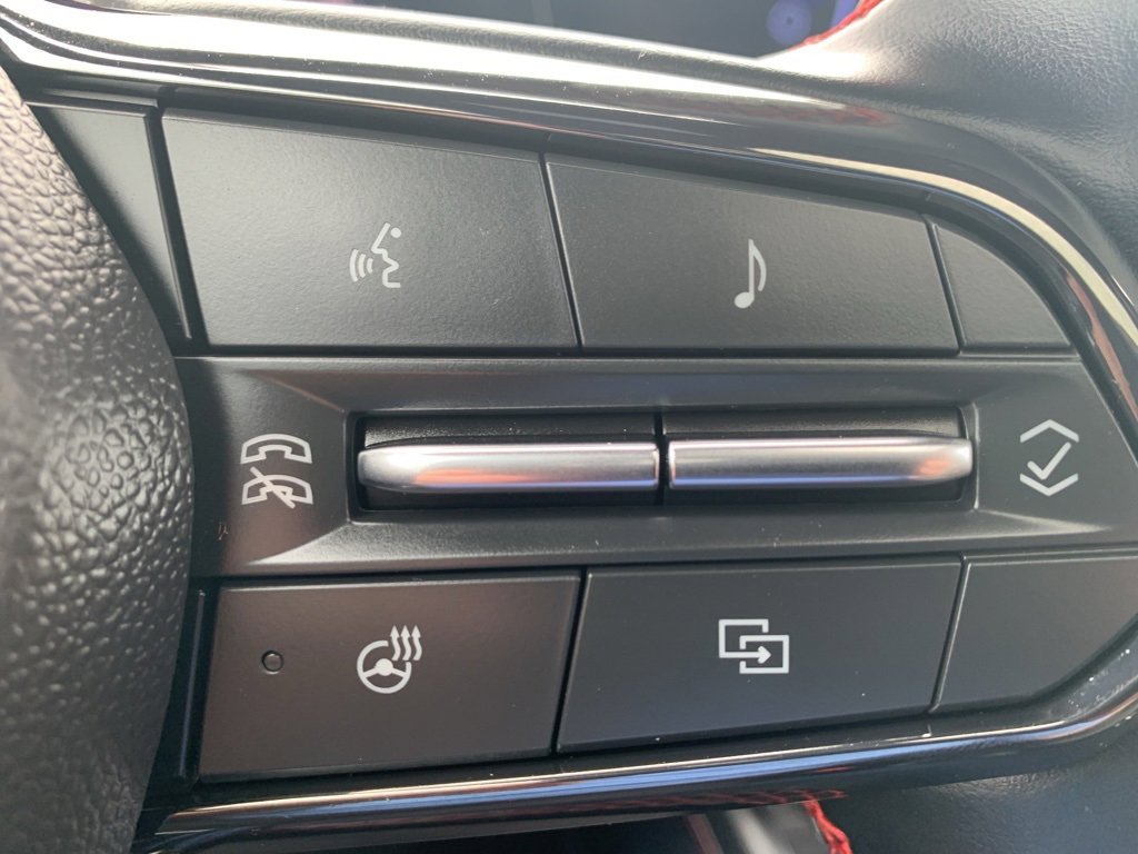 Used 2024 Chevrolet Traverse RS w/ LPO, Floor Liner Package image 17