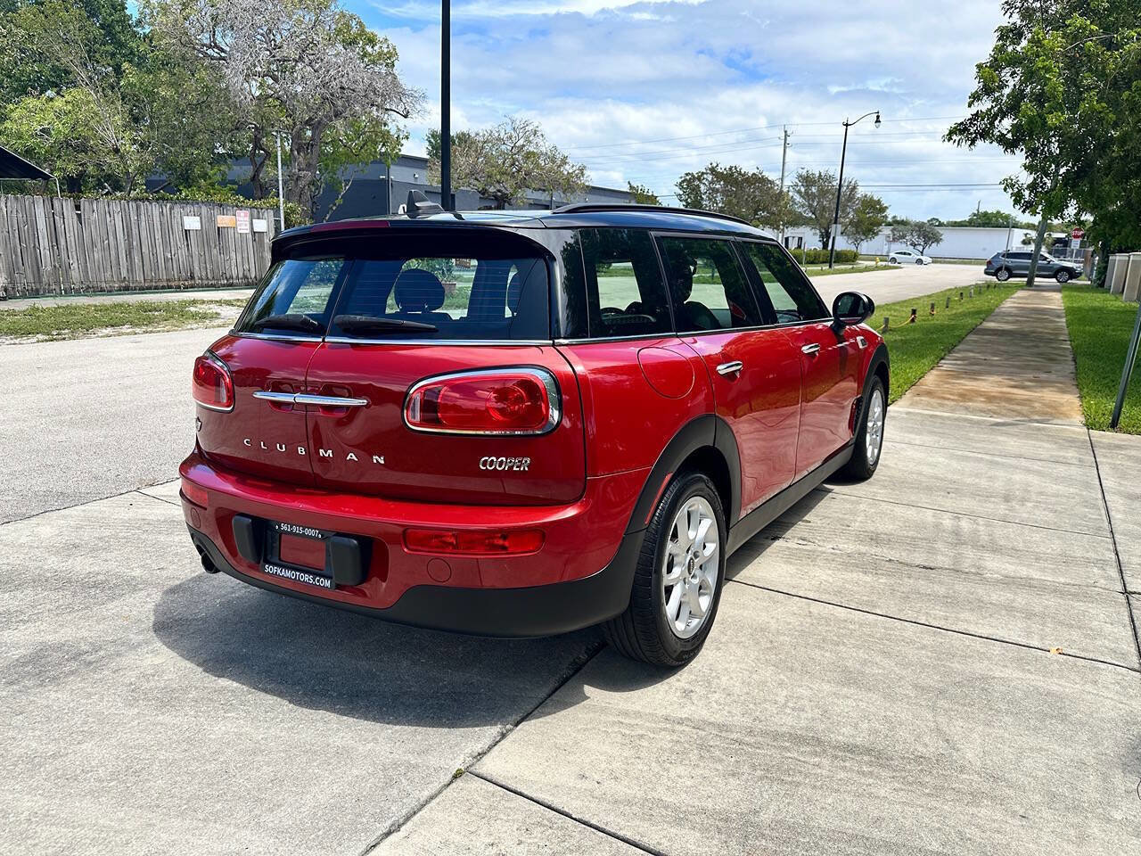 Used 2016 MINI Cooper Clubman image 7