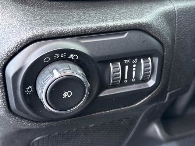 Used 2018 Jeep Wrangler Unlimited Sport image 9