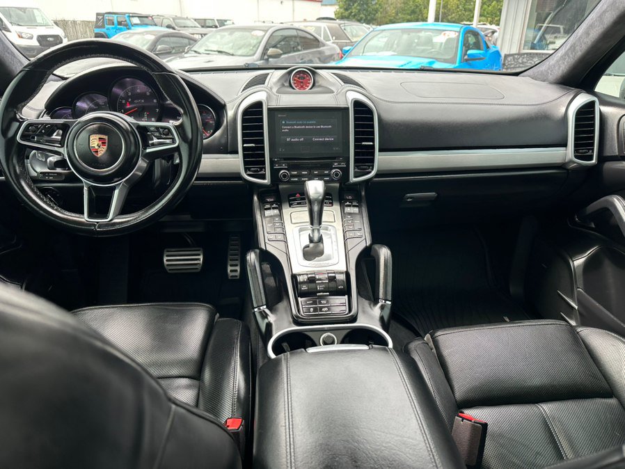 Used 2017 Porsche Cayenne GTS AWD/4WD image 12