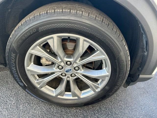 Used 2023 Ford Explorer Limited w/ Limited Technology Package AWD/4WD image 59