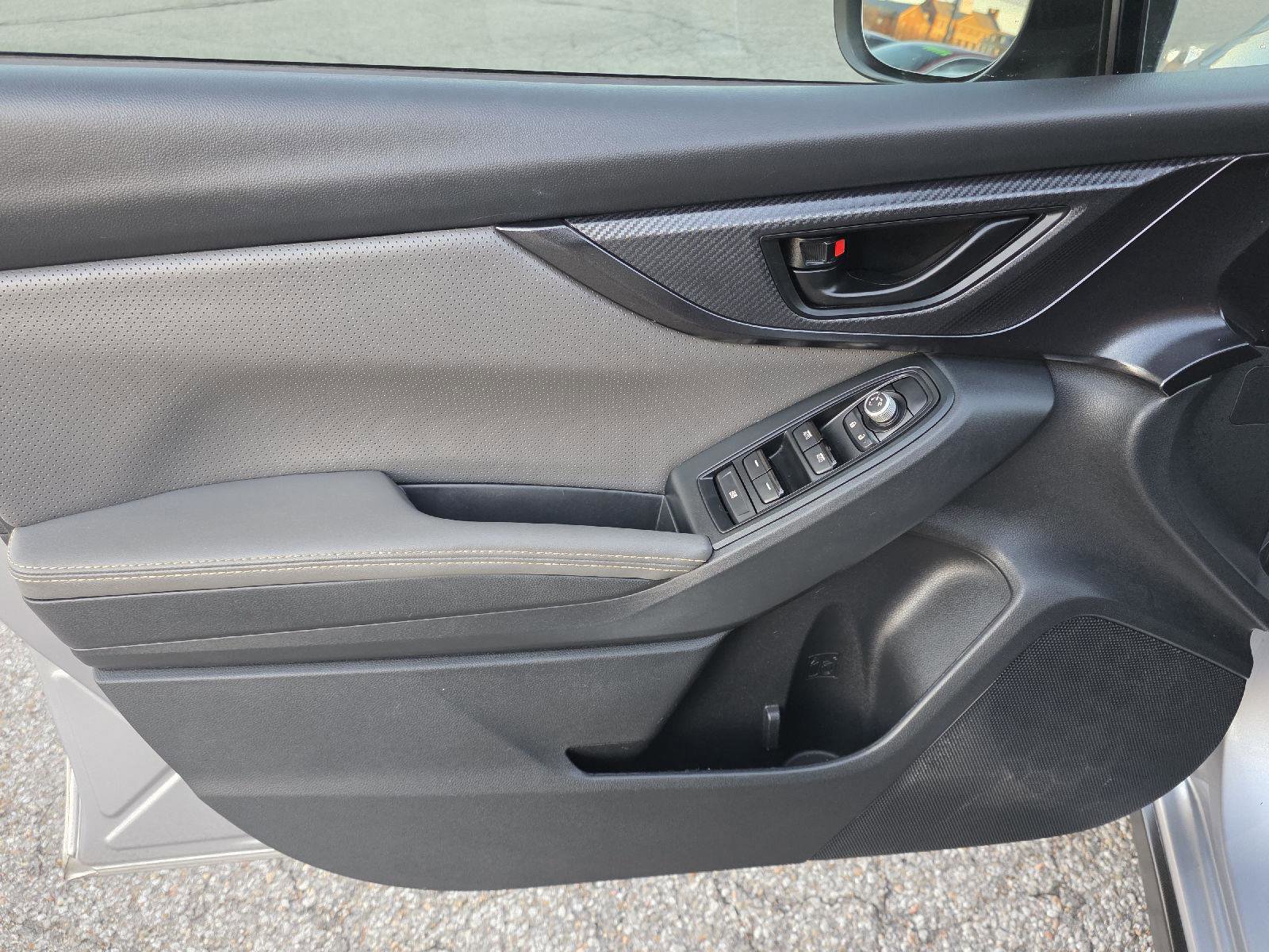 Used 2022 Subaru Crosstrek 2.5i Sport w/ Moonroof Package image 34