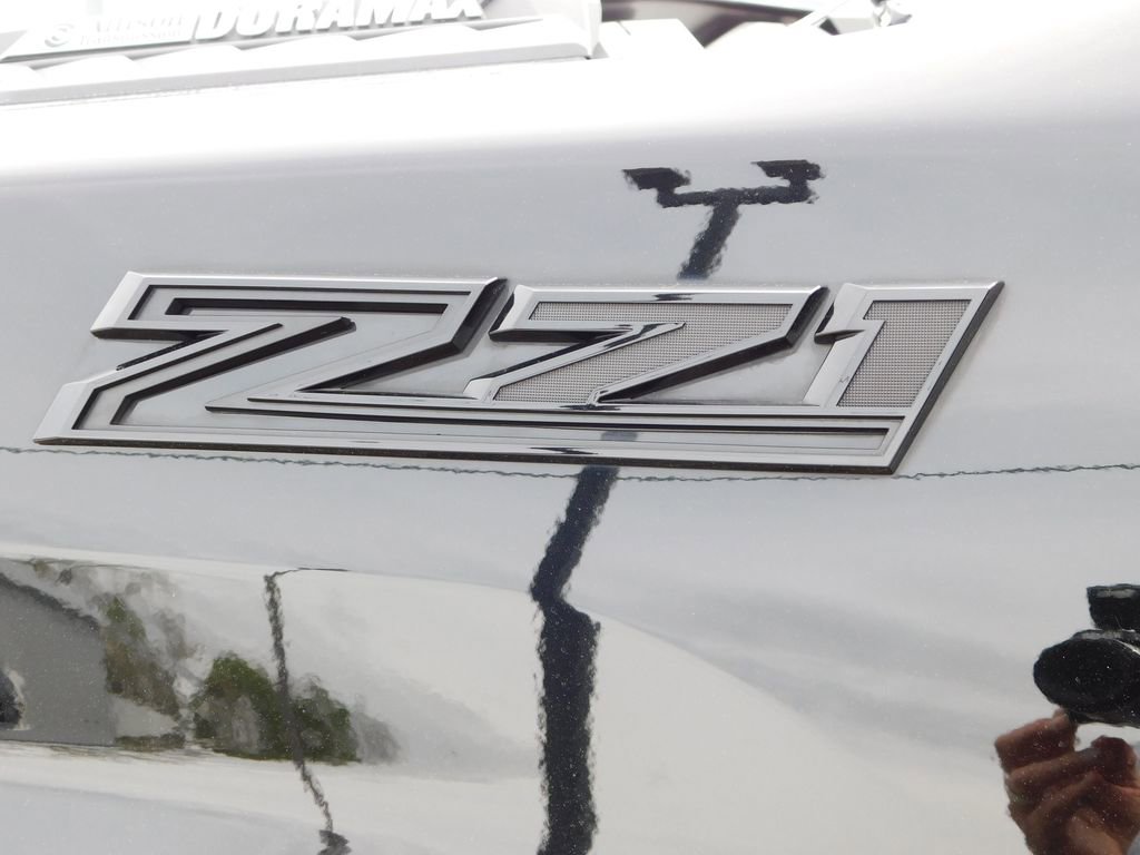 Used 2024 Chevrolet Silverado 2500 LTZ w/ LTZ Plus Package image 47