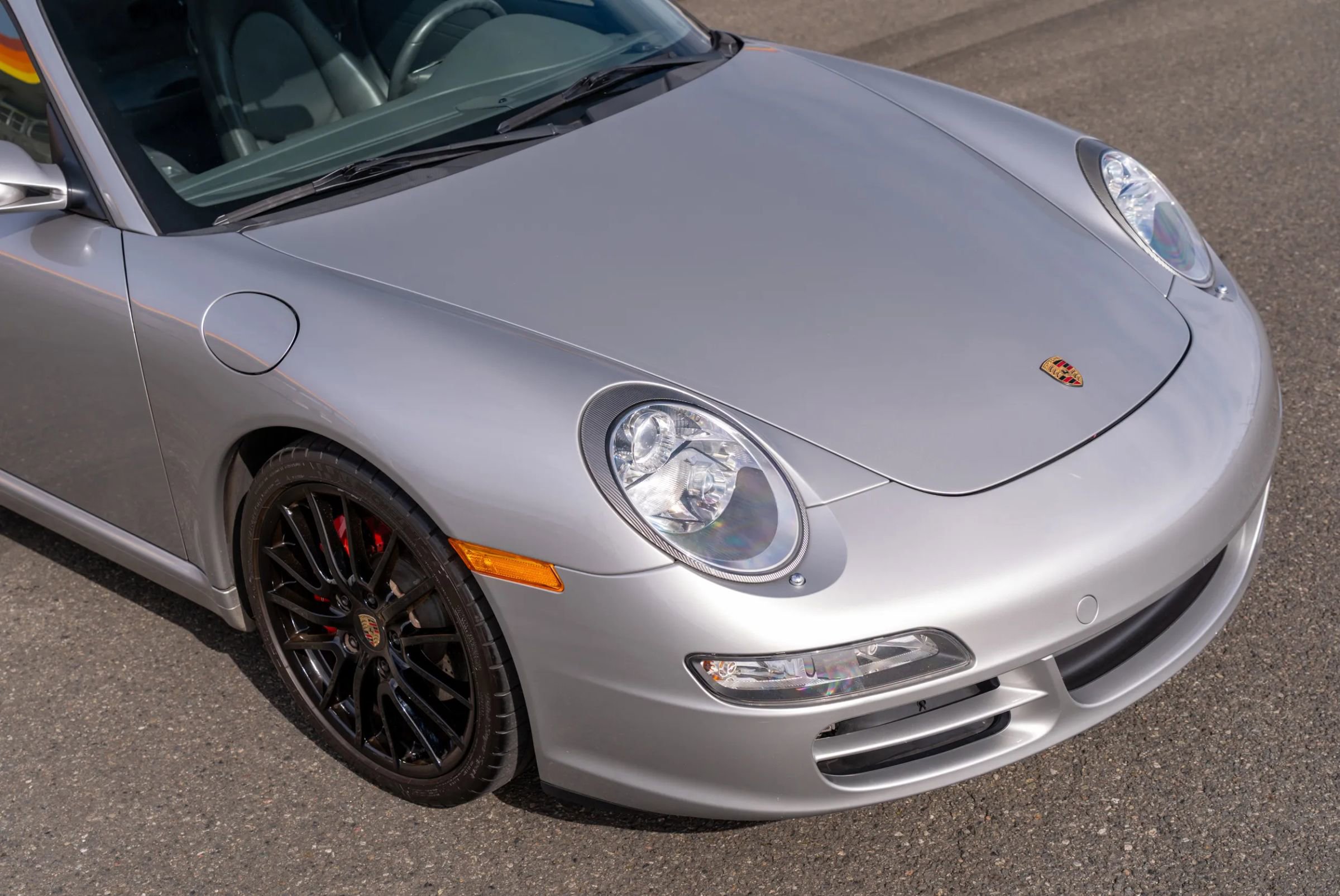Used 2005 Porsche 911 Carrera S image 44
