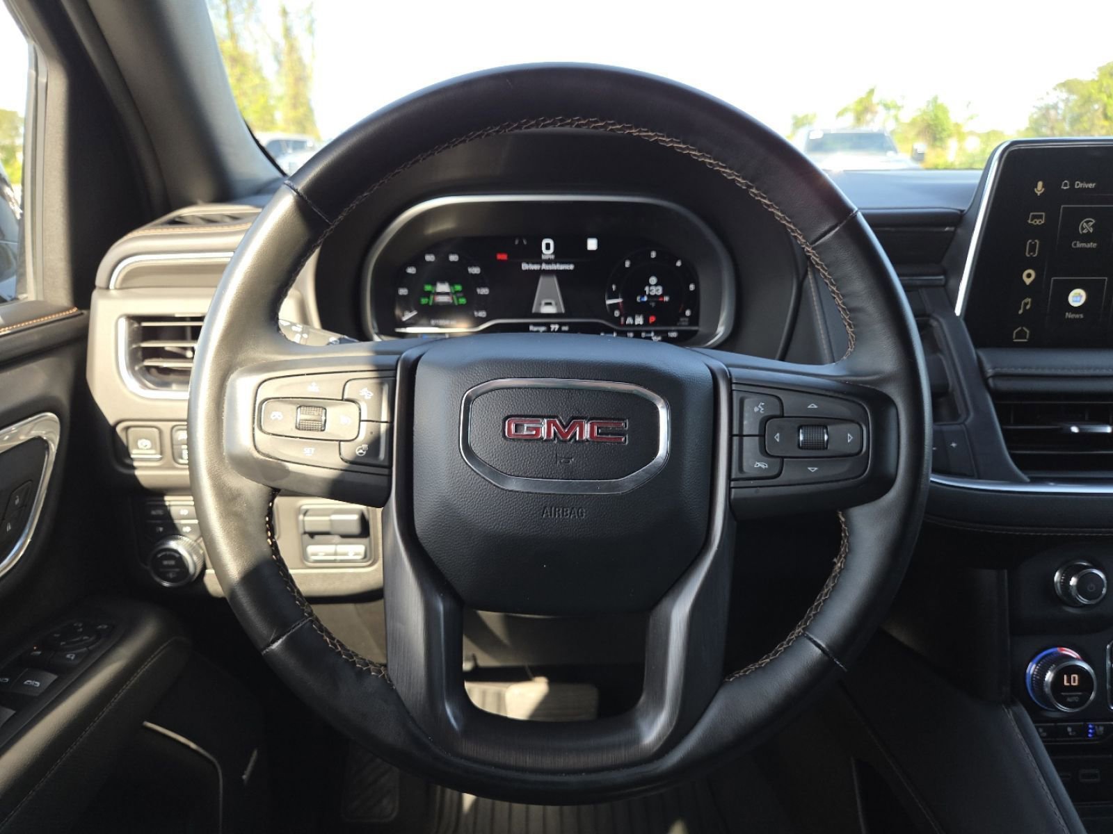 Used 2023 GMC Yukon XL AT4 w/ AT4 Premium Plus Package AWD/4WD image 35