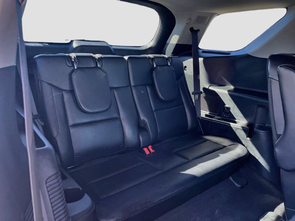 Used 2023 Ford Explorer Limited w/ Limited Technology Package RWD image 29