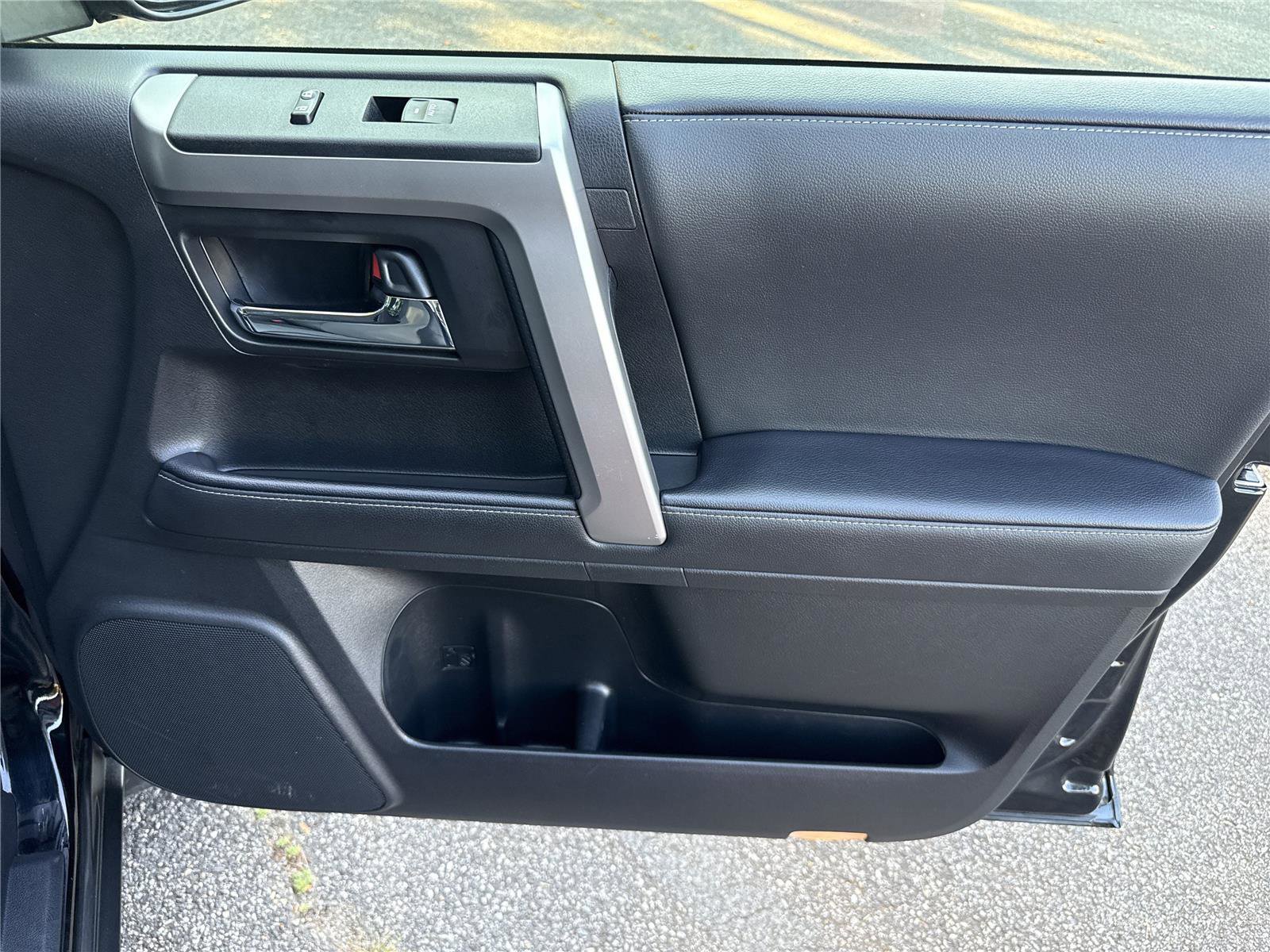 Used 2023 Toyota 4Runner SR5 Premium image 23