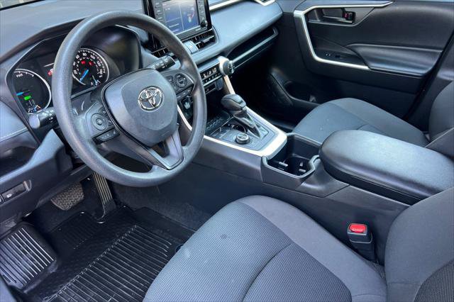 Certified 2022 Toyota RAV4 LE AWD/4WD image 11