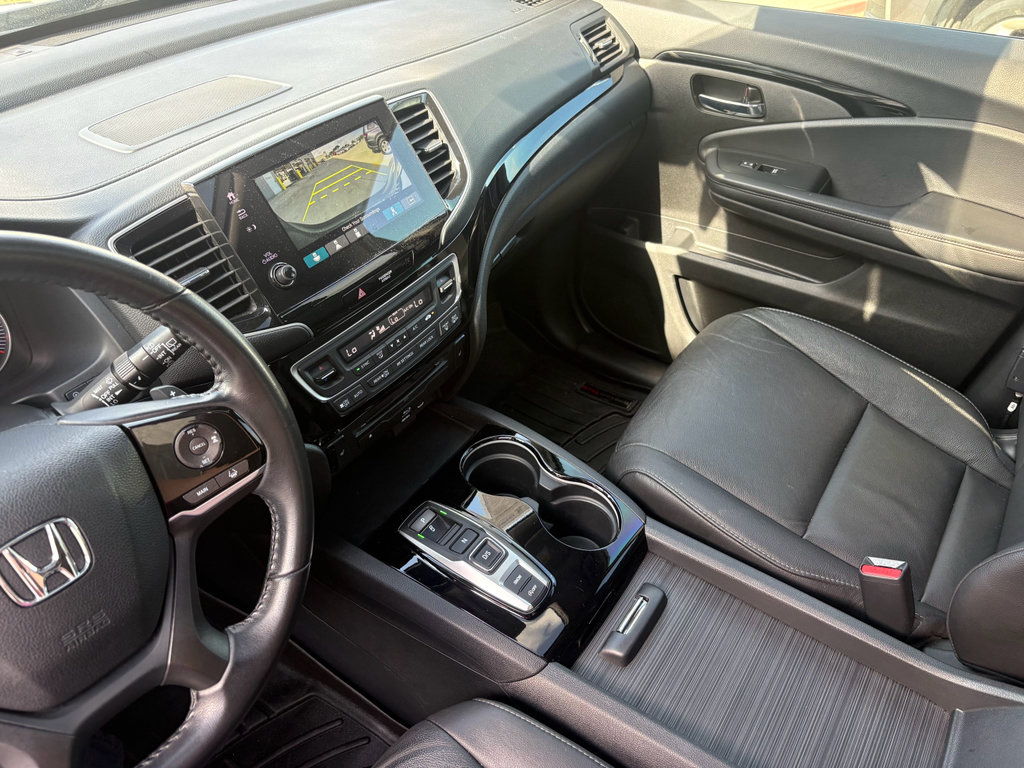 Certified 2022 Honda Pilot Touring image 18