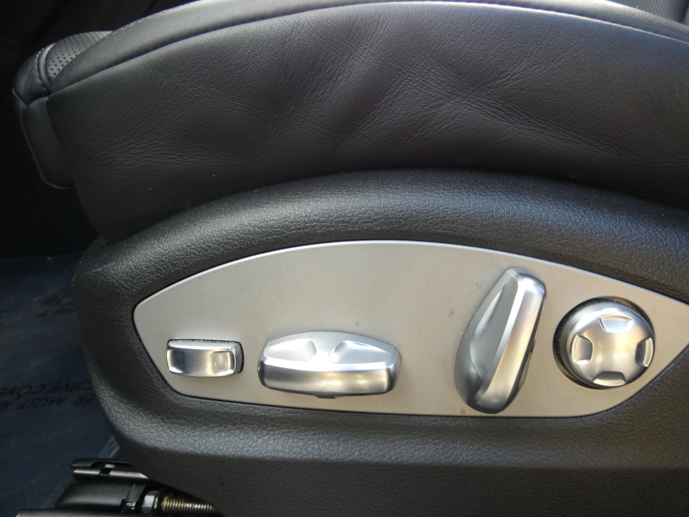 Used 2019 Porsche Macan image 53