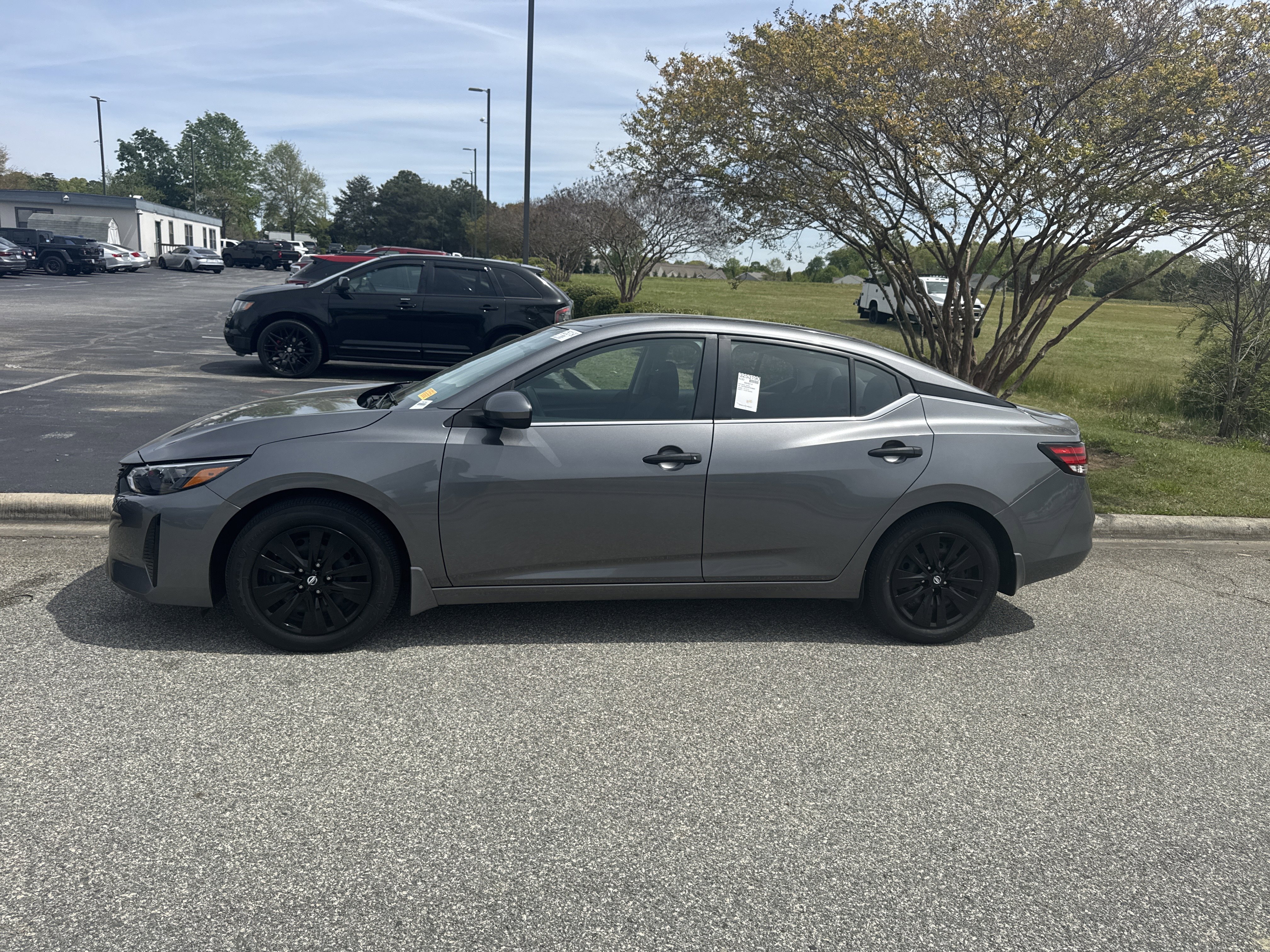 Used 2024 Nissan Sentra S image 7