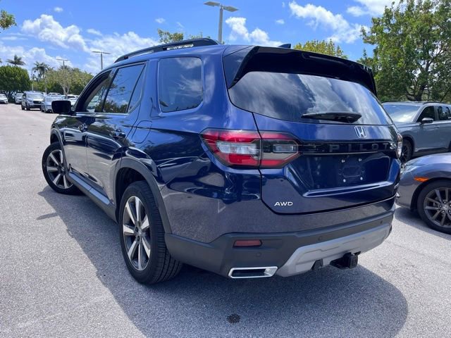 Used 2023 Honda Pilot Touring image 4