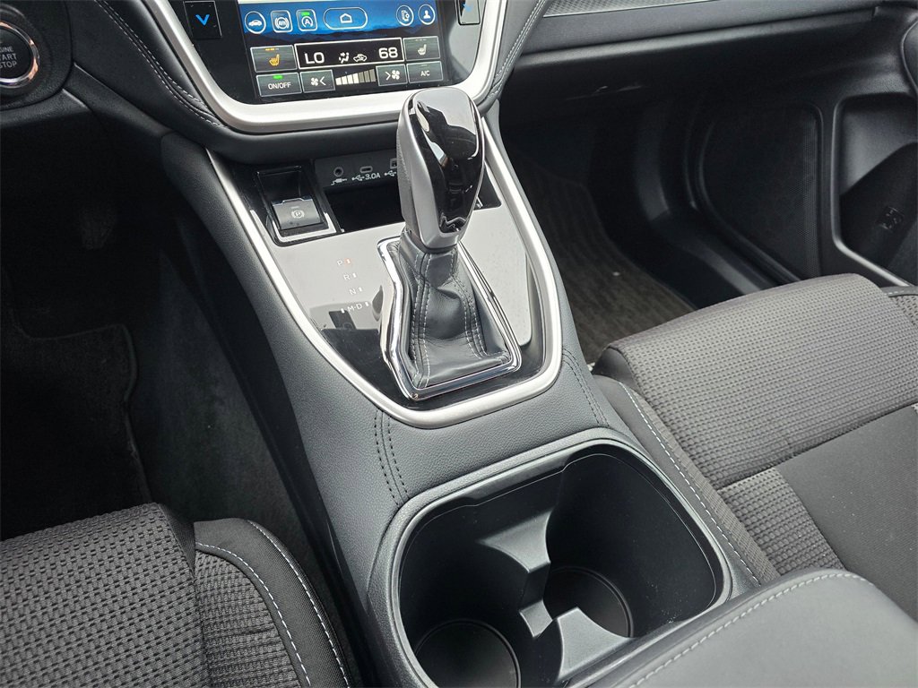 Used 2025 Subaru Outback Premium image 21