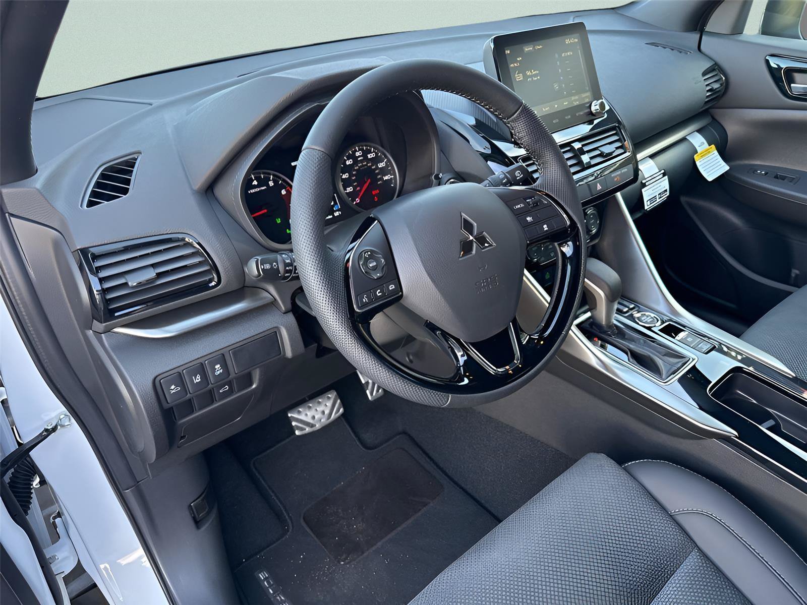 New 2026 Mitsubishi Eclipse Cross AWD image 22