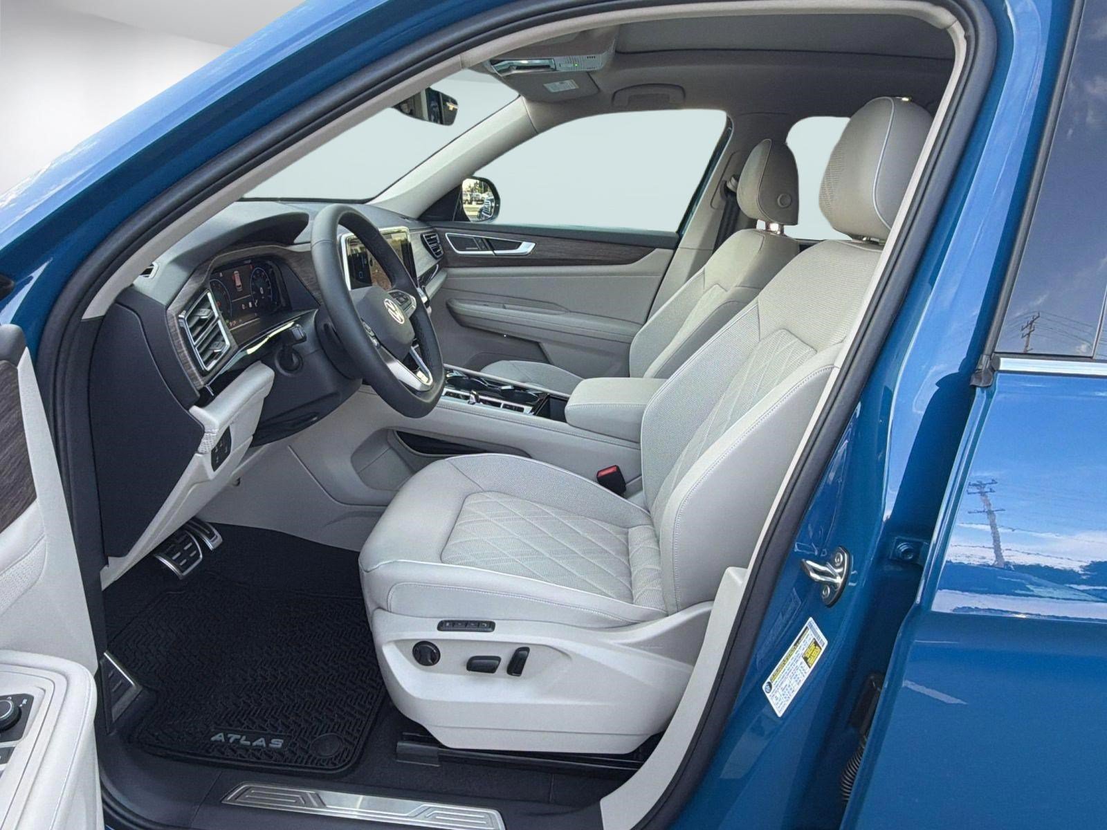 New 2026 Volkswagen Atlas SEL Premium R-Line AWD/4WD image 5
