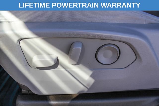 Used 2024 GMC Sierra 3500 SLE w/ SLE Convenience Package image 15