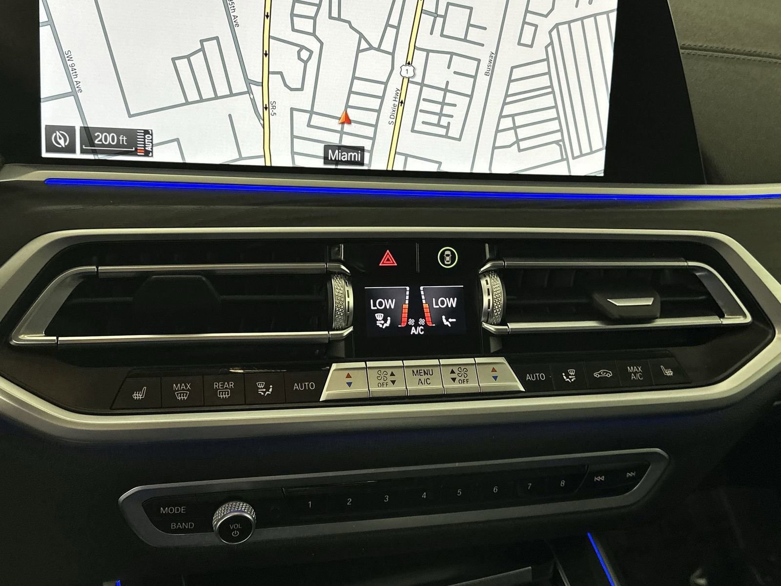 Used 2022 BMW X7 xDrive40i image 23