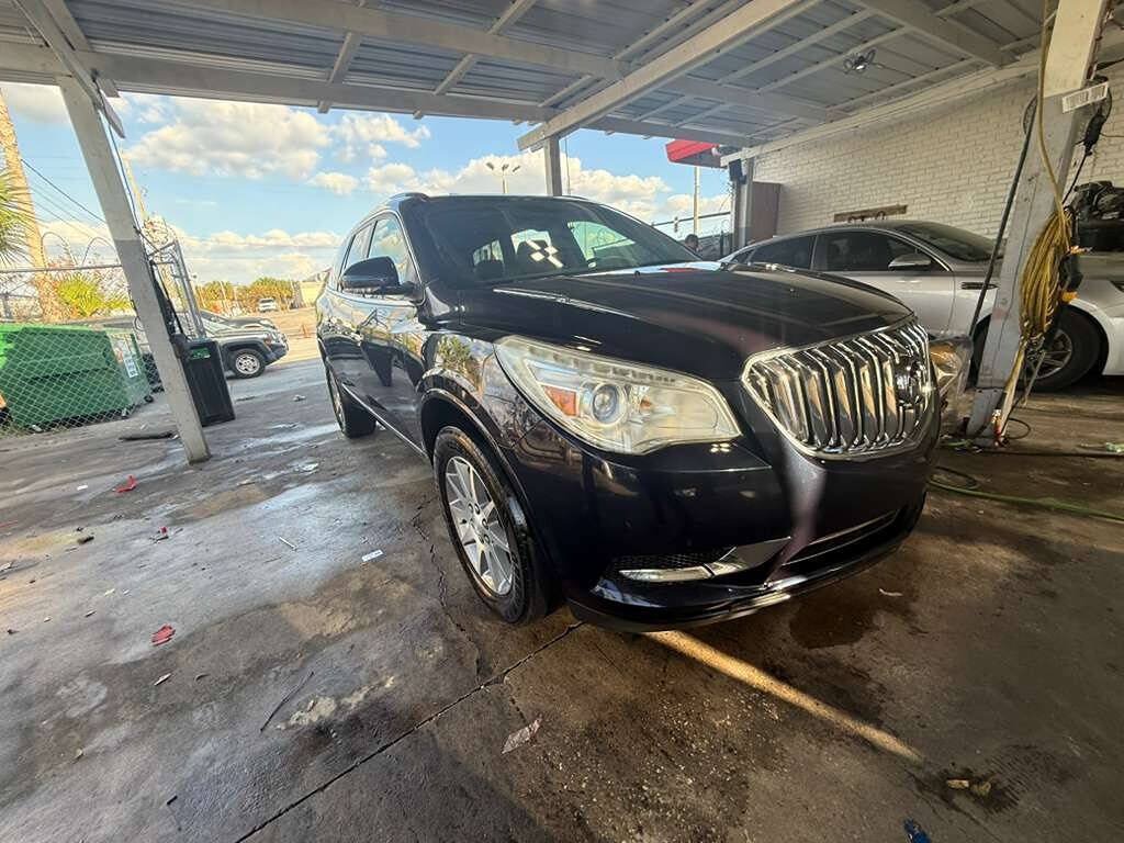 Used 2017 Buick Enclave Convenience FWD image 3