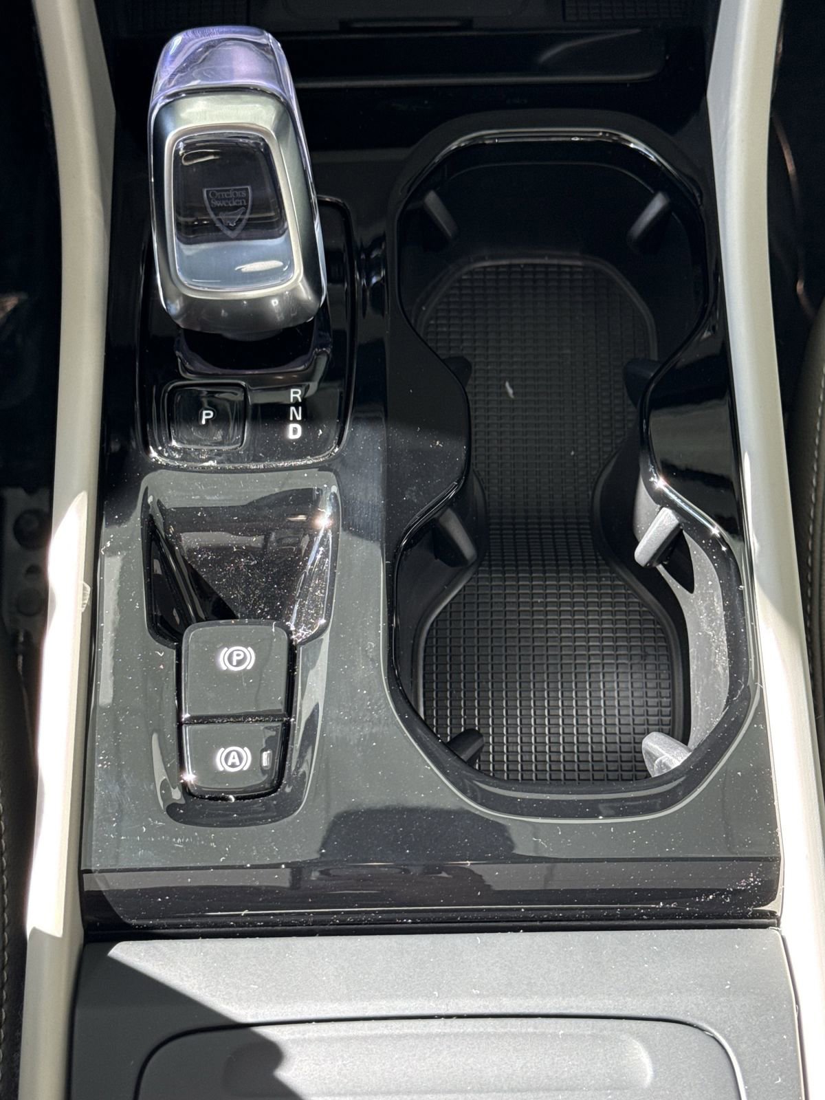 New 2026 Volvo XC40 B5 Plus w/ Protection Package Premier image 28