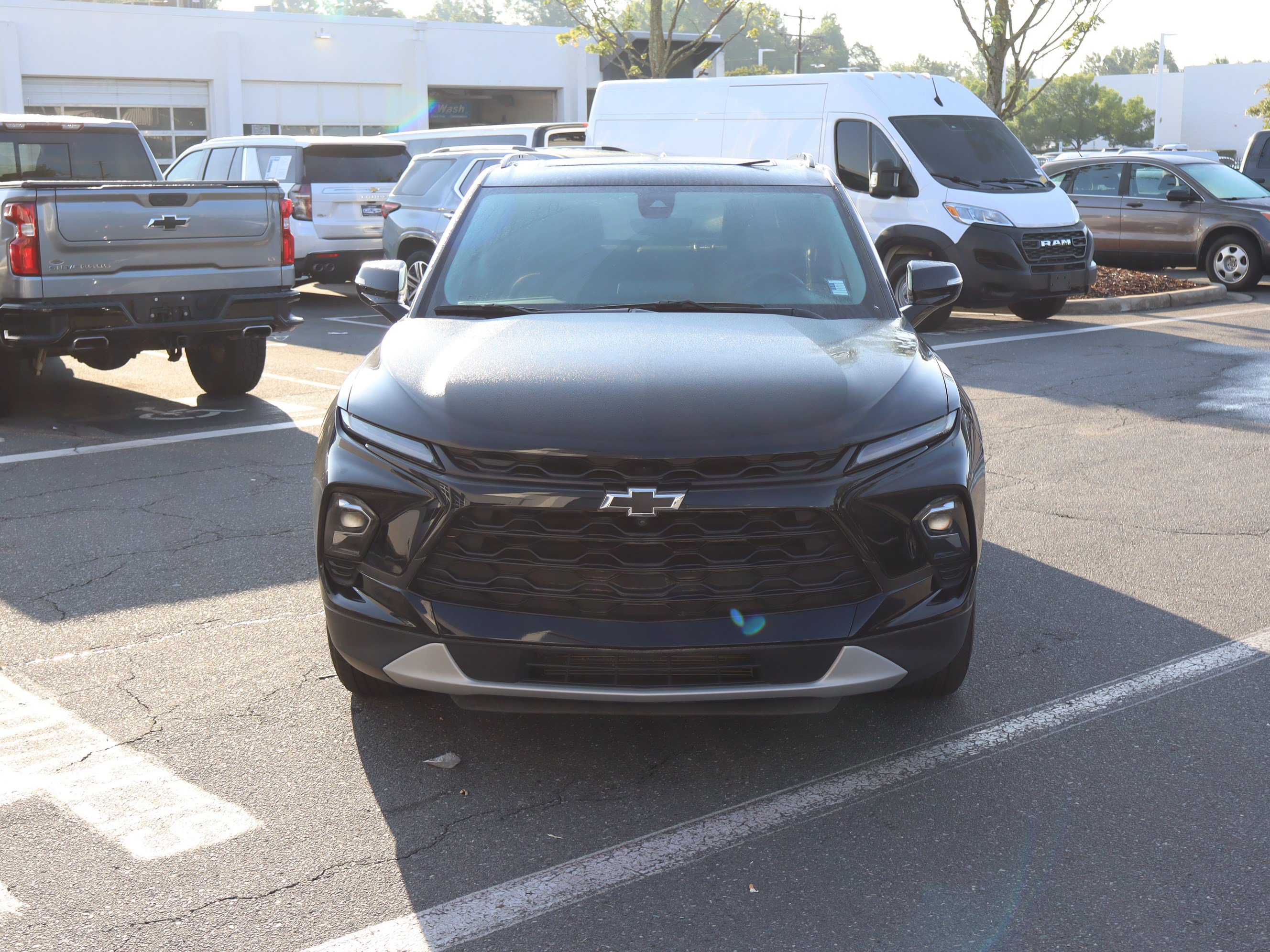 Used 2023 Chevrolet Blazer LT w/ Sound & Technology Package AWD/4WD image 3