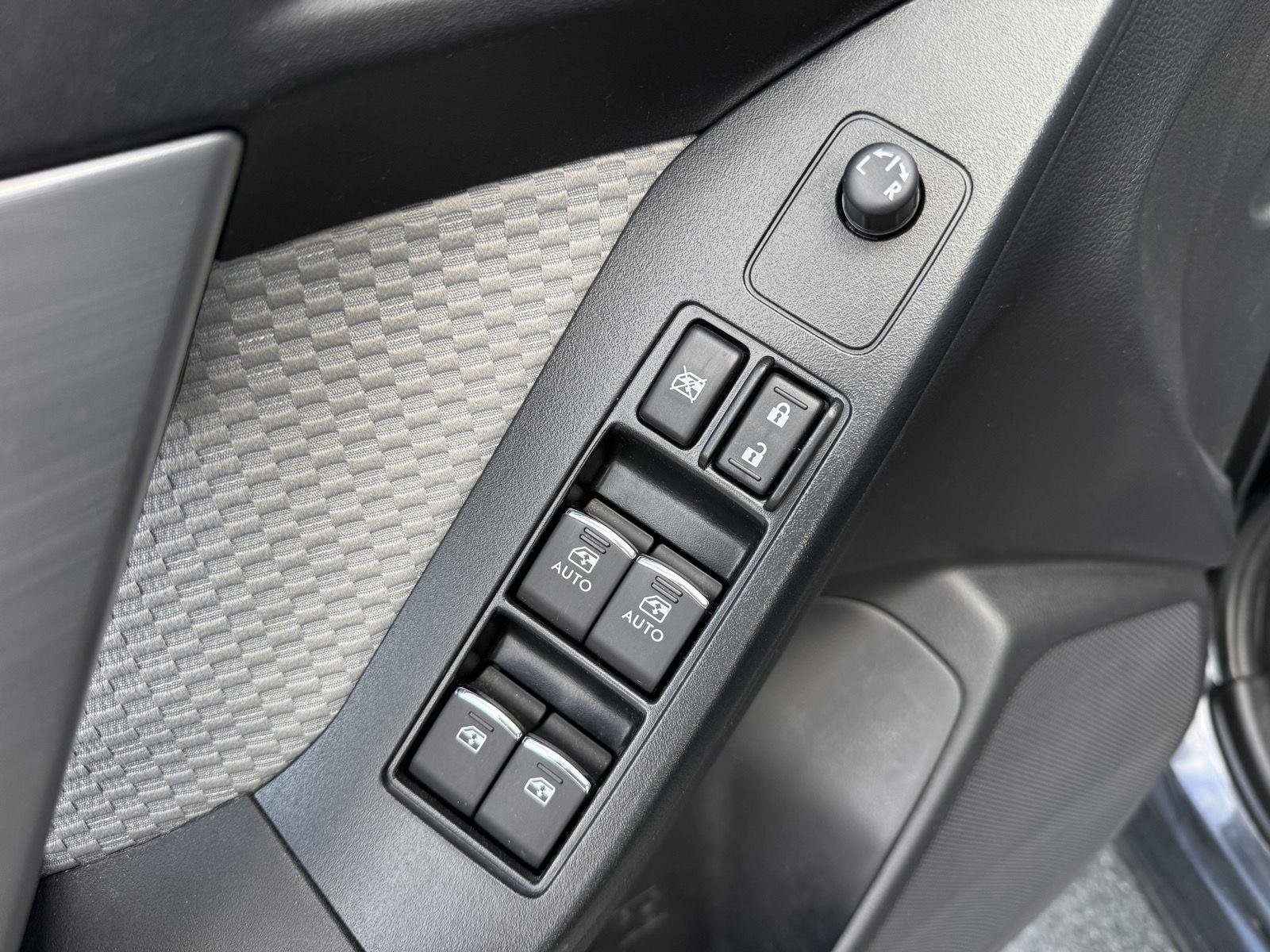 Used 2018 Subaru Forester 2.5i w/ Alloy Wheel Package image 15