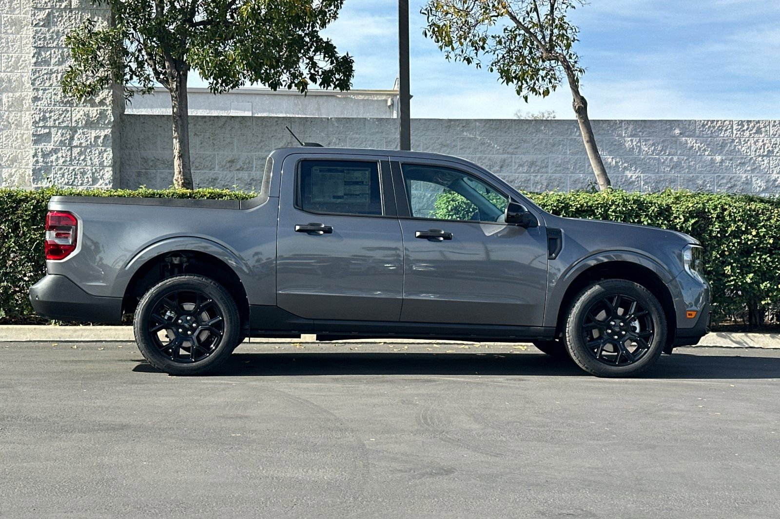 New 2026 Ford Maverick XLT w/ Black Appearance Package image 3
