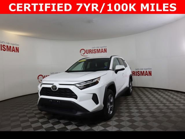 Used 2025 Toyota RAV4 XLE image 2