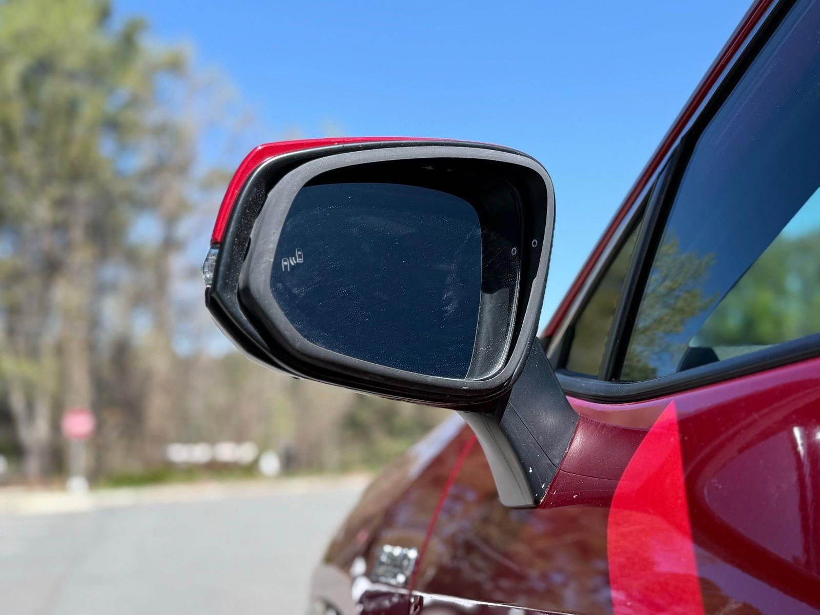 Used 2023 Toyota RAV4 SE w/ Weather & Moonroof Package image 22