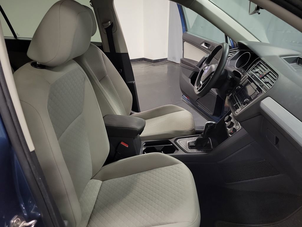 Used 2020 Volkswagen Tiguan S FWD image 22