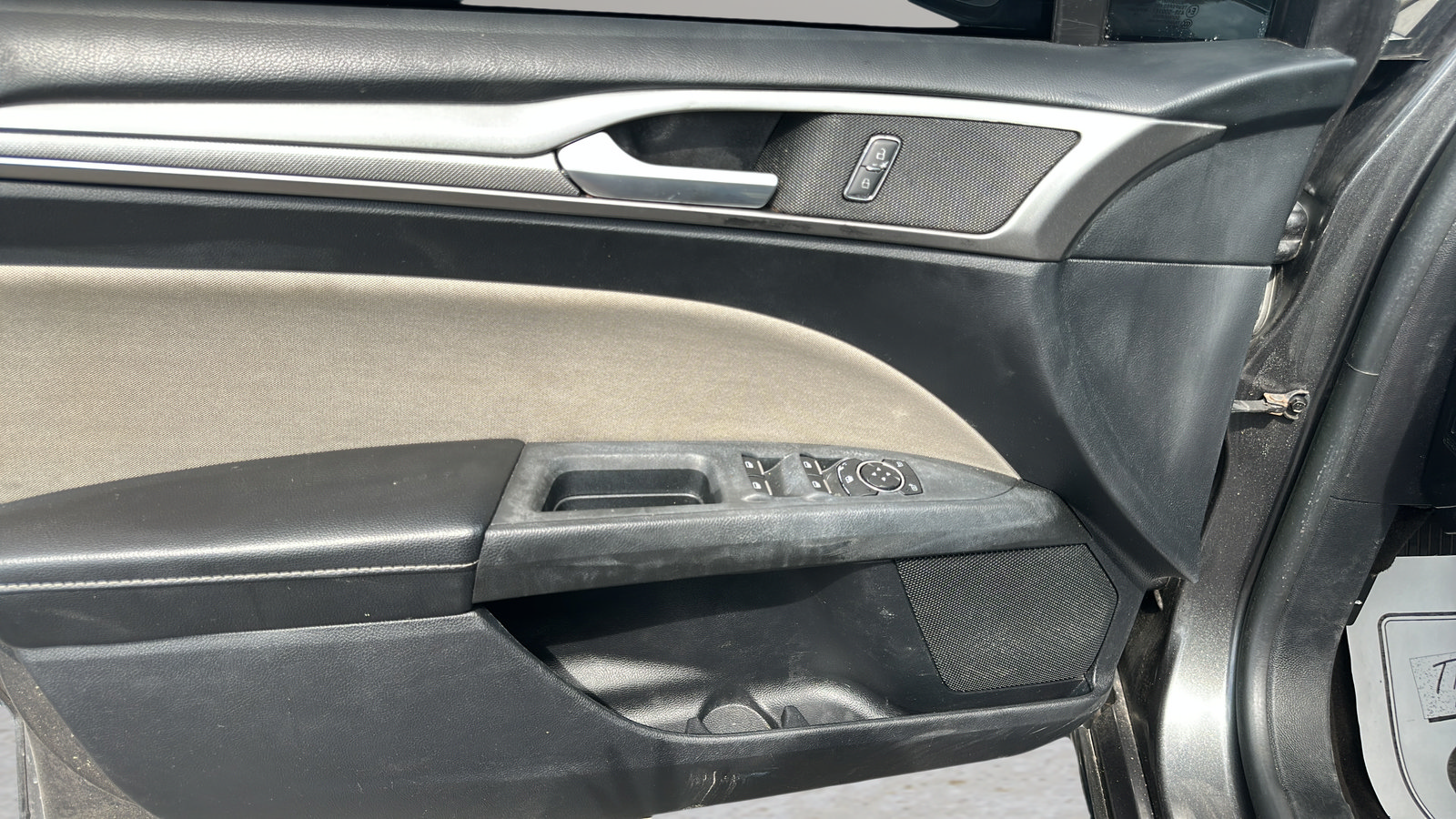 Used 2019 Ford Fusion S FWD image 18
