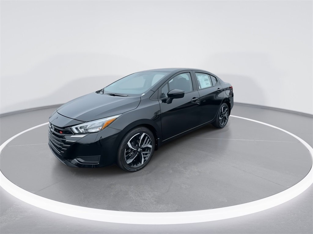New 2025 Nissan Versa SR image 4