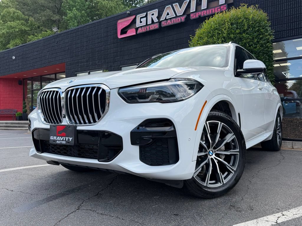 Used 2022 BMW X5 xDrive40i w/ M Sport Package AWD/4WD image 2