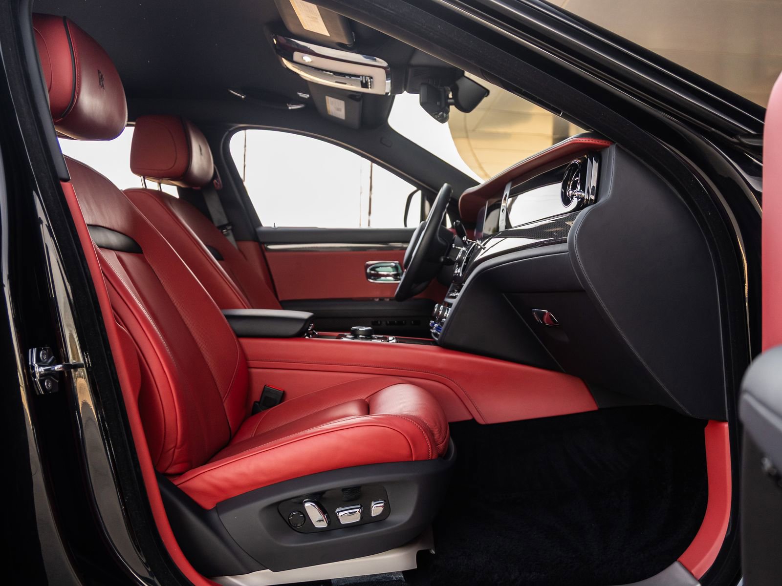 Certified 2022 Rolls-Royce Ghost Black Badge image 60