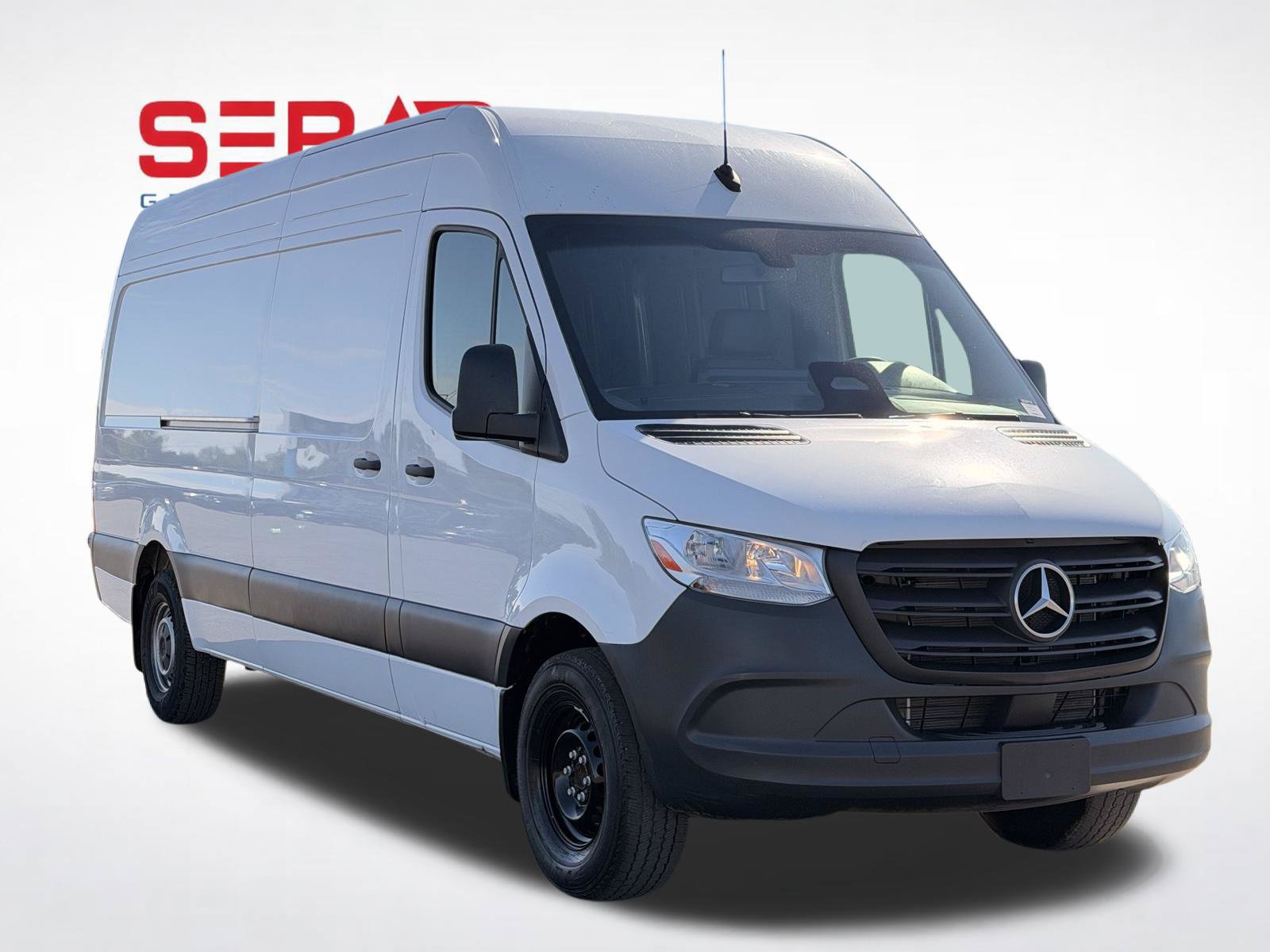 Used 2025 Mercedes-Benz Sprinter 2500 image 4