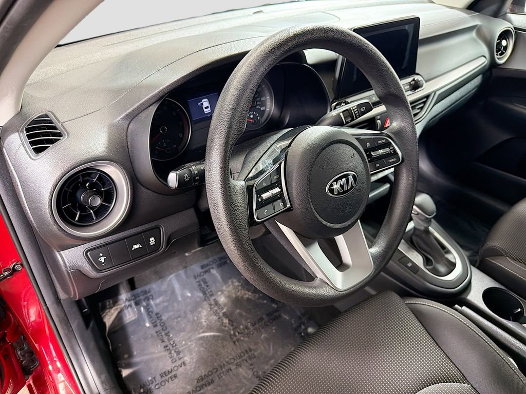 Used 2019 Kia Forte LXS FWD image 12