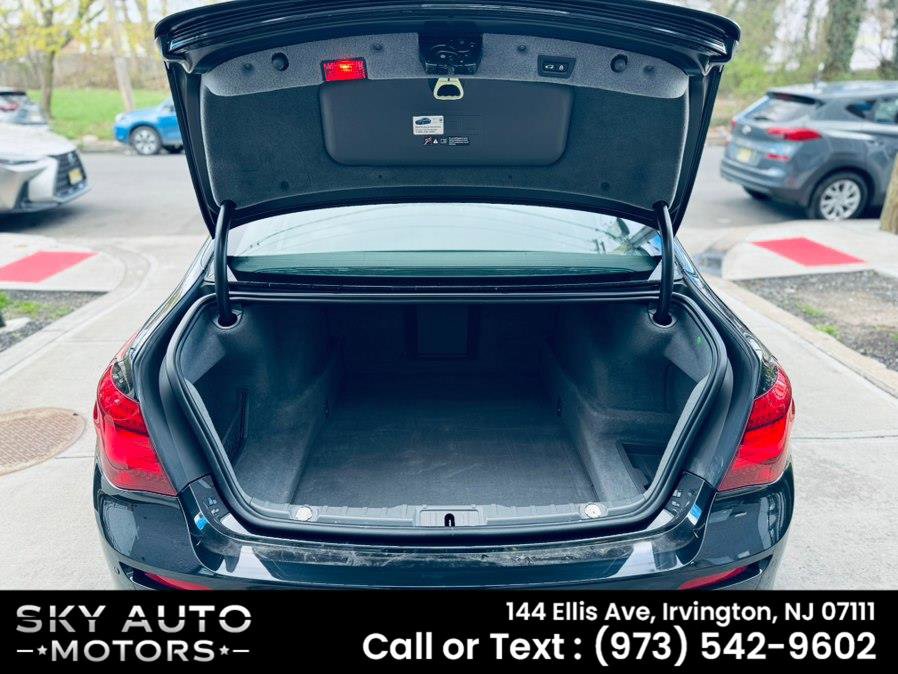 Used 2014 BMW 750Li xDrive AWD/4WD image 4