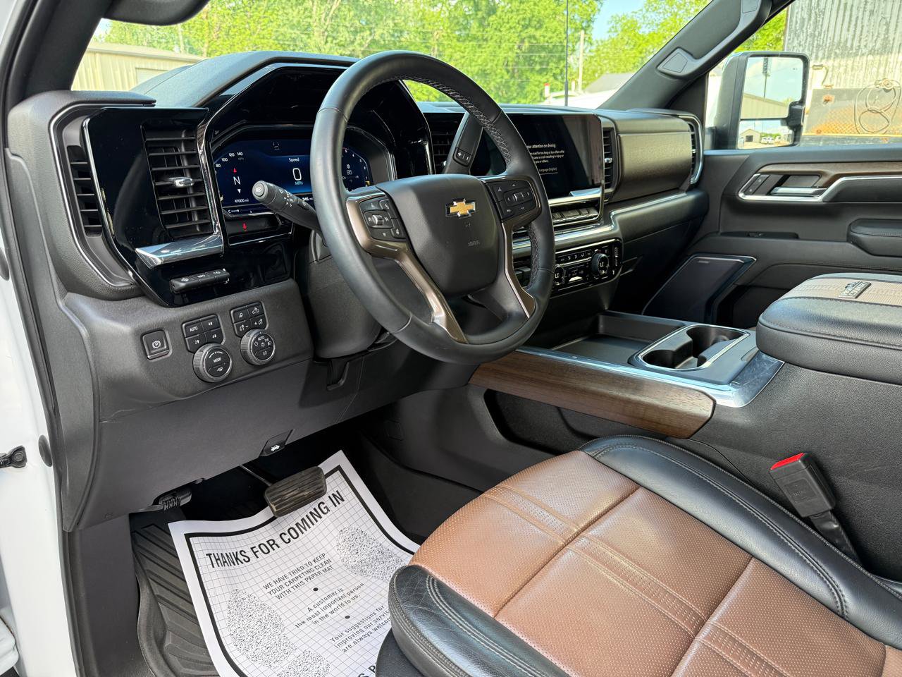 Used 2024 Chevrolet Silverado 2500 High Country w/ Technology Package image 12