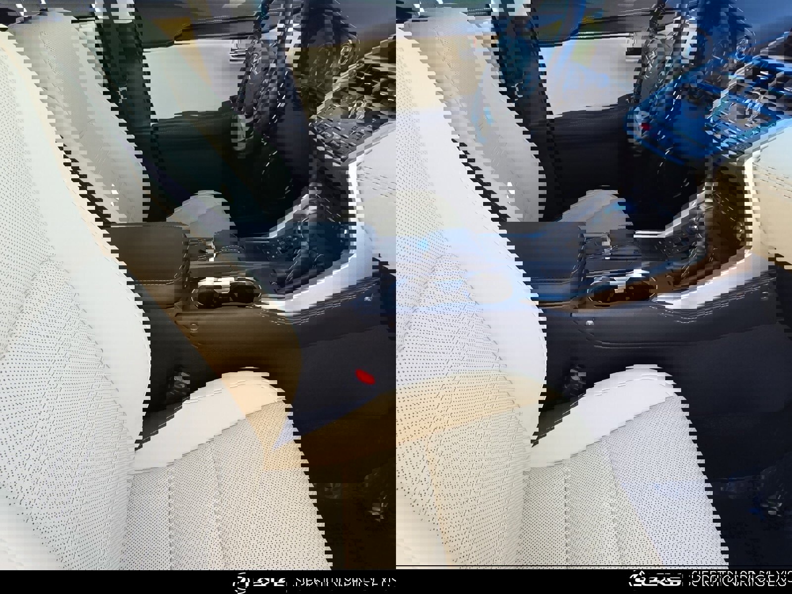 Certified 2020 Lexus NX 300h AWD w/ Premium Package image 33