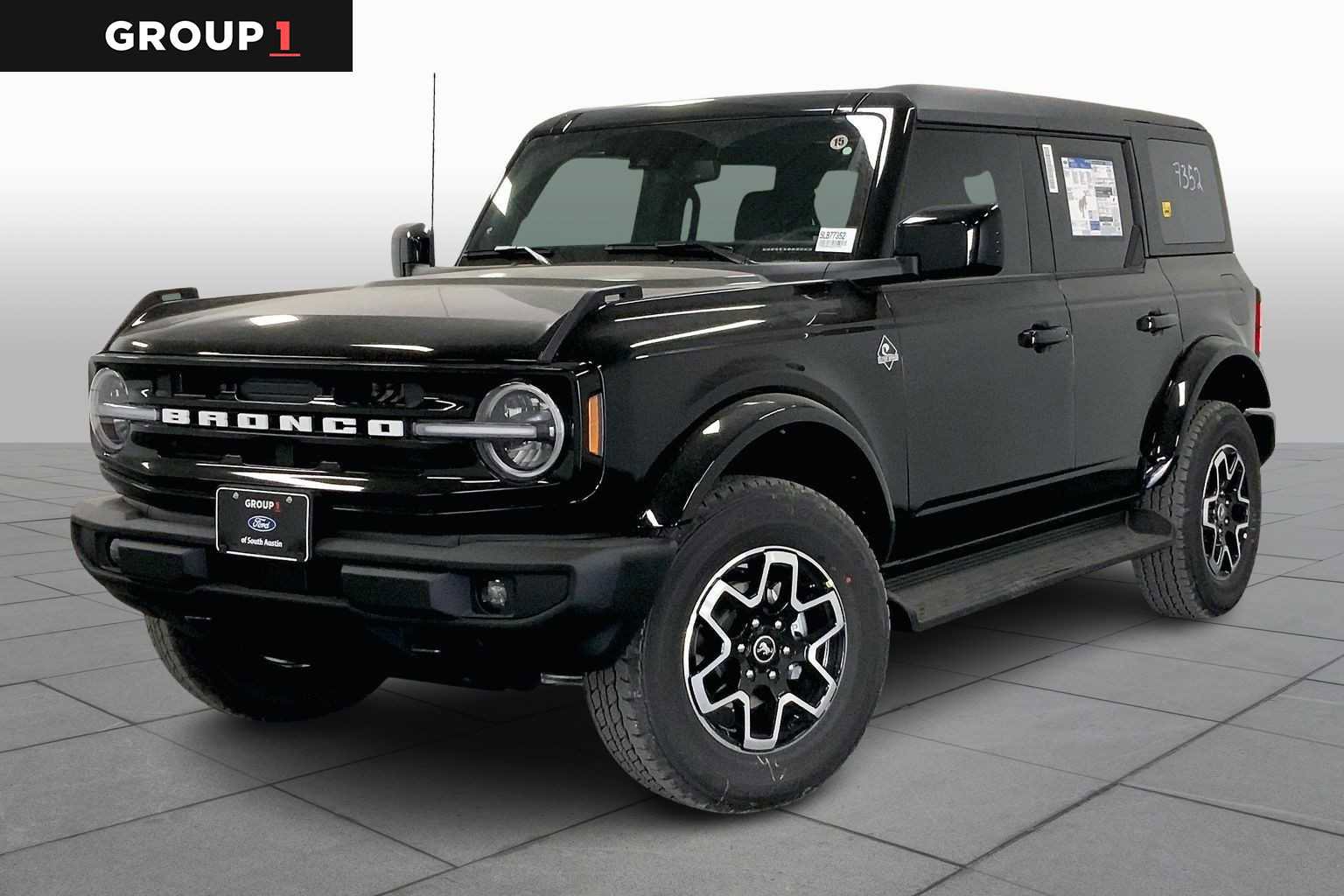 New 2025 Ford Bronco Outer Banks image 1