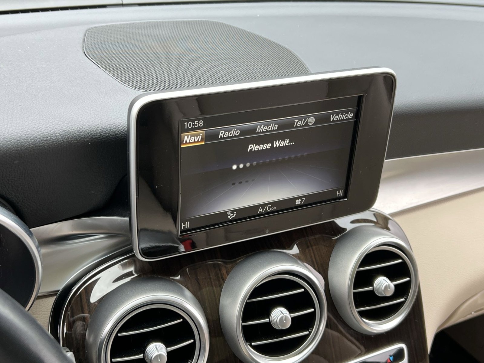 Certified 2019 Mercedes-Benz GLC 300 4MATIC image 18