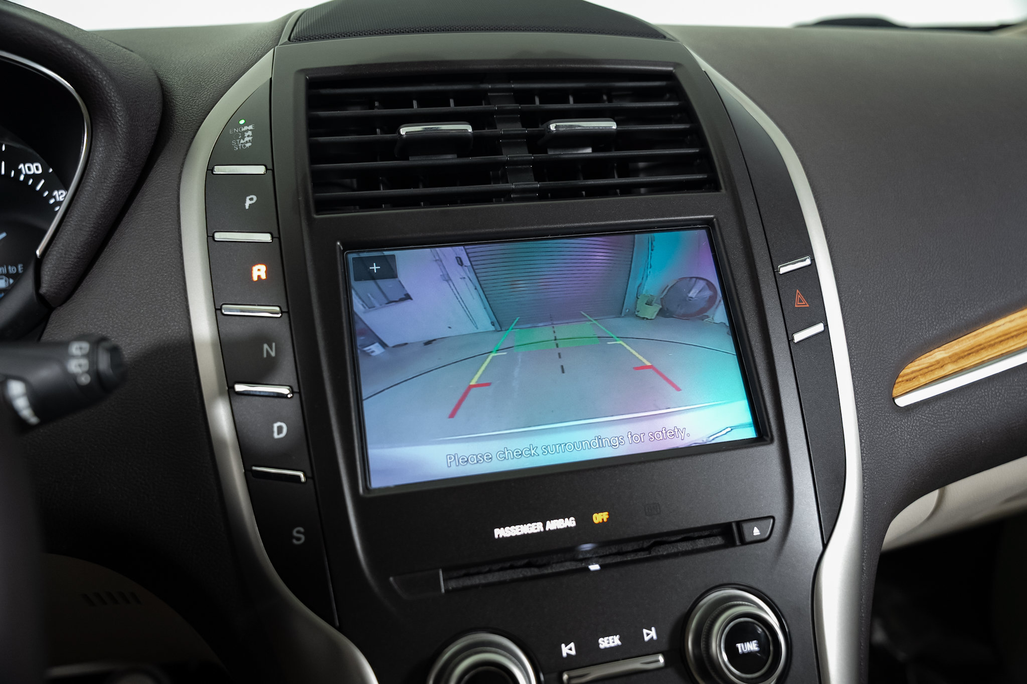 Used 2015 Lincoln MKC FWD w/ Equipment Group 101A Select image 32