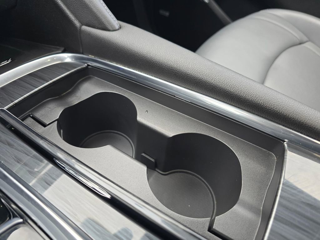 Used 2023 Buick Enclave Essence w/ Experience Buick Package image 24