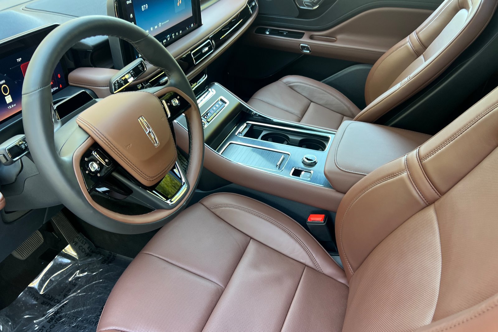 New 2026 Lincoln Aviator Reserve w/ Illumination Package AWD/4WD image 7