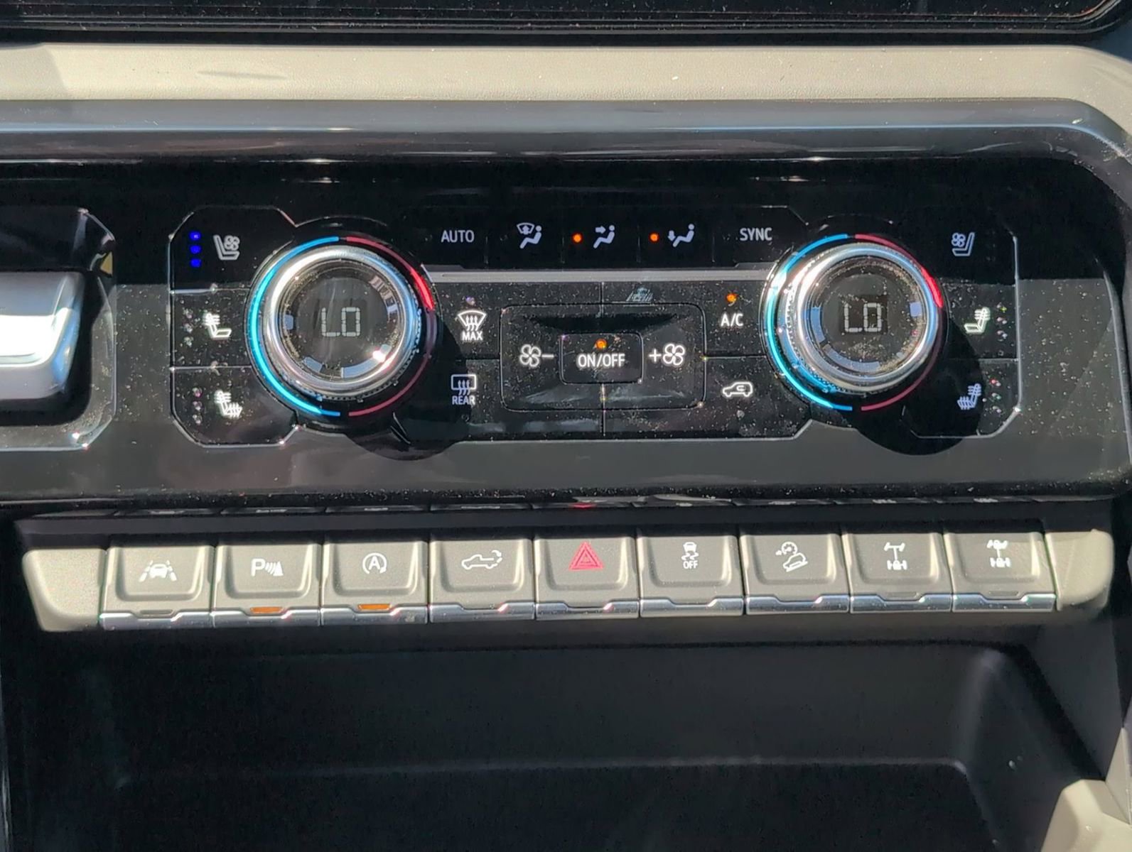 New 2026 GMC Sierra 1500 AT4X image 20