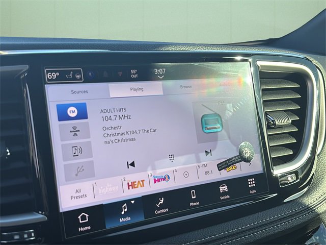 New 2026 Chrysler Pacifica Select image 30