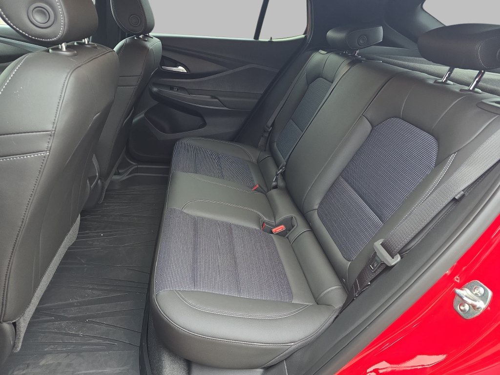 Certified 2026 Buick Envista Sport Touring w/ Convenience I Package FWD image 15