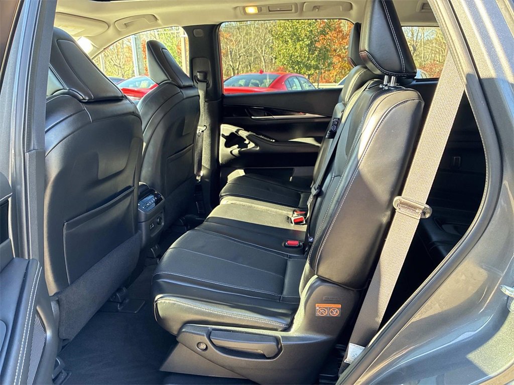 Used 2022 INFINITI QX60 Pure image 16