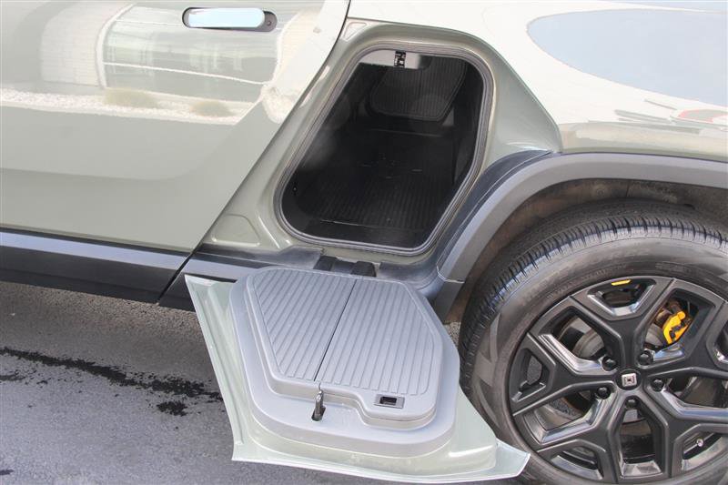 Used 2022 Rivian R1T Launch Edition image 25